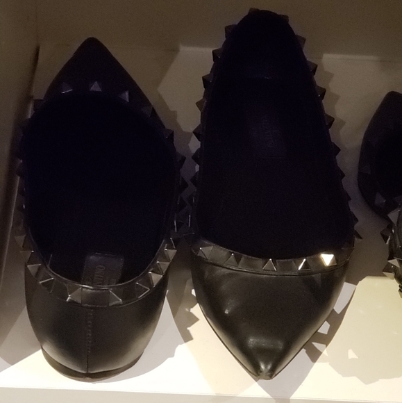 100% Authentic Valentino Rockstud Flat Noir 37.5 - Picture 7 of 12